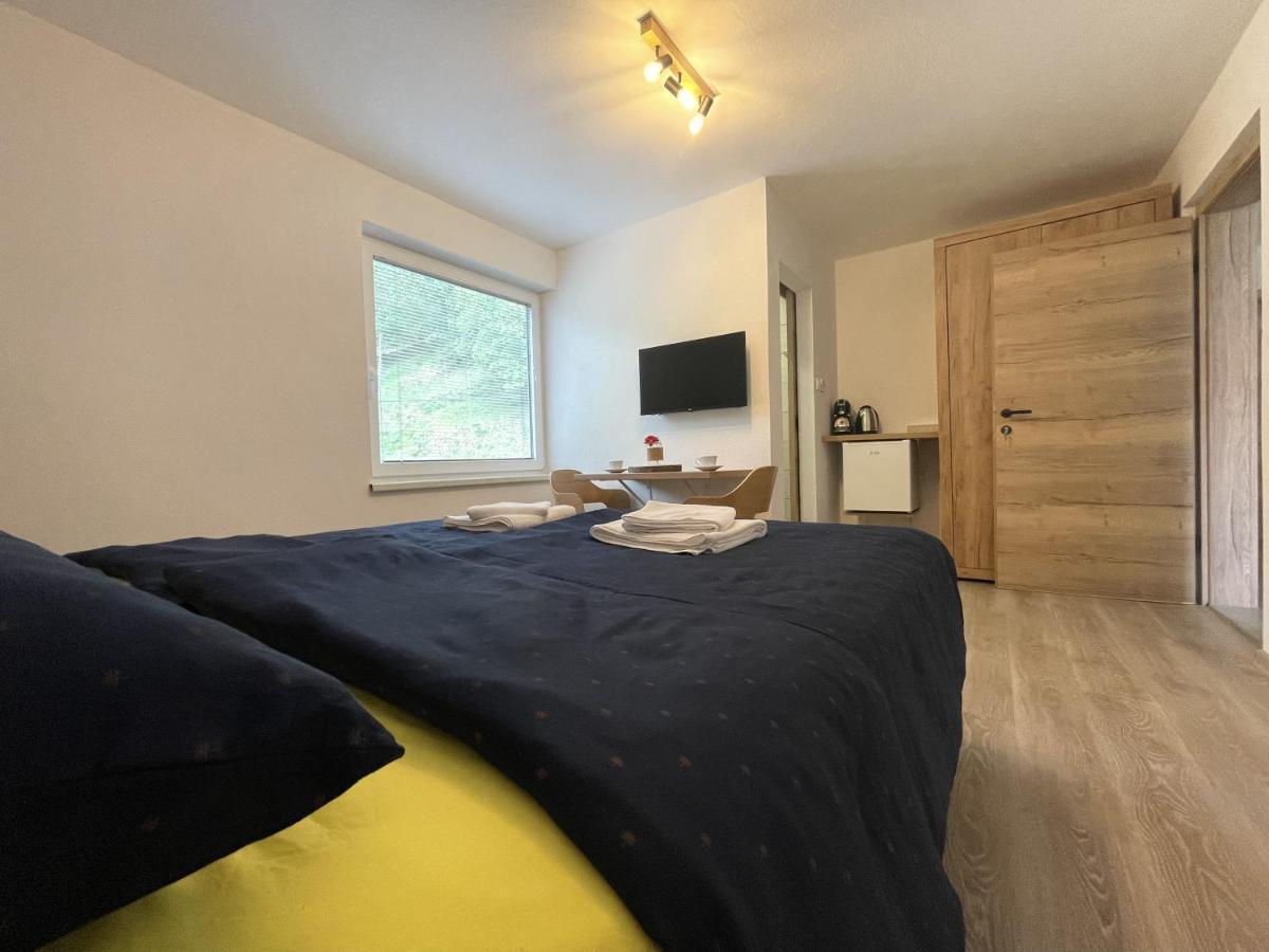 Apartments And Rooms Pri Baslju Церкно Екстериор снимка